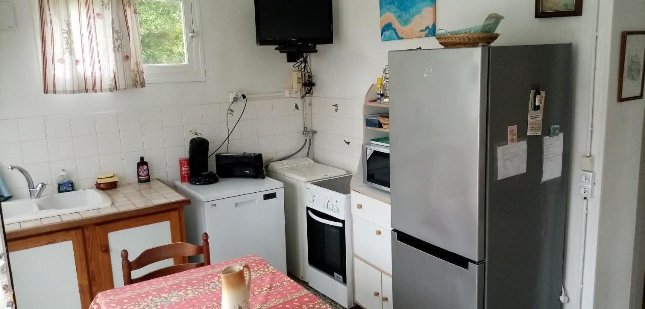 Le Moustic Villa Леон Екстериор снимка